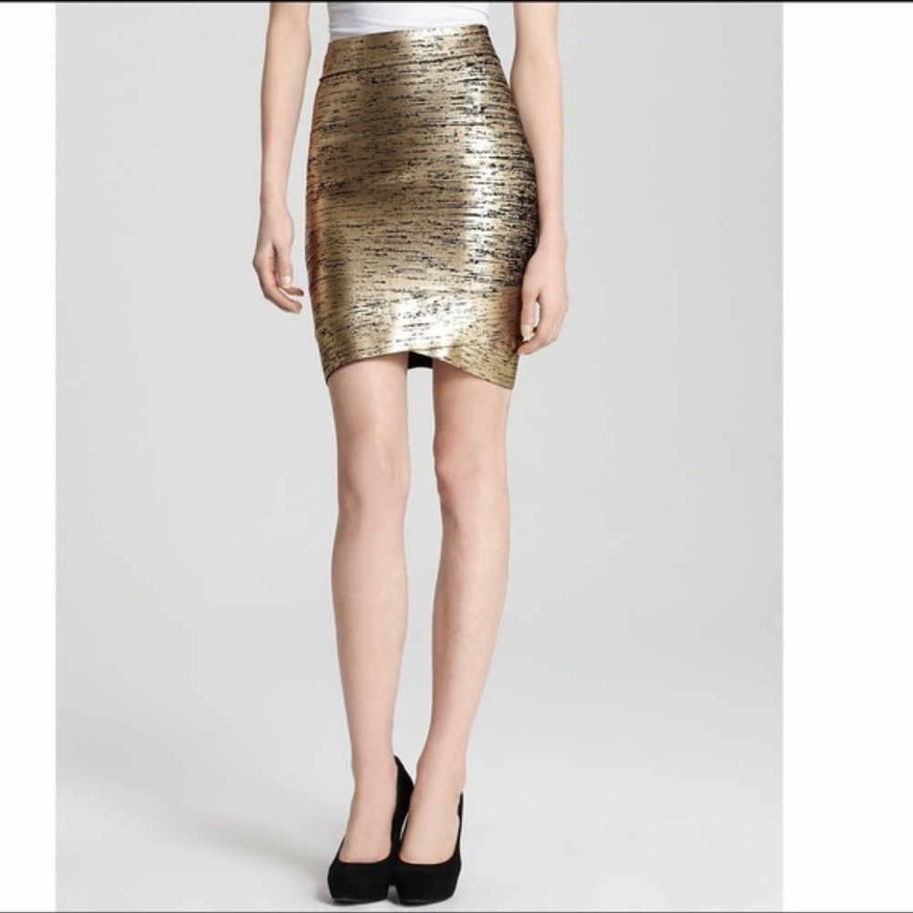 BCBGMaxAzria Gold foiled Textured Knit bandage skirt
